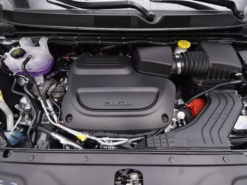 New 2026 Chrysler Pacifica Pinnacle w/ Trailer Tow Group image 17