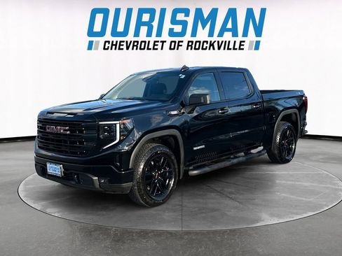 Used 2025 GMC Sierra 1500 Elevation AWD/4WD image 2