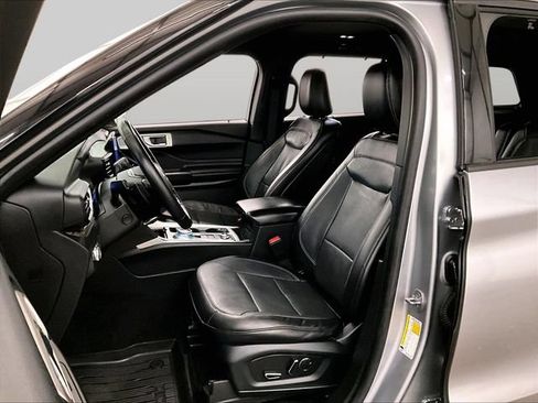 Used 2020 Ford Explorer Limited AWD/4WD image 25