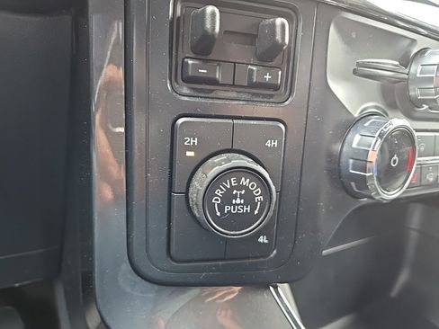 Used 2022 Ford F150 XLT w/ Equipment Group 302A High image 35