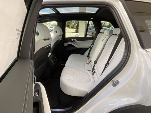 New 2026 BMW X5 sDrive40i w/ Premium Package image 26