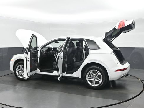 Used 2018 Audi Q5 2.0T Premium Plus w/ Convenience Package AWD/4WD image 39
