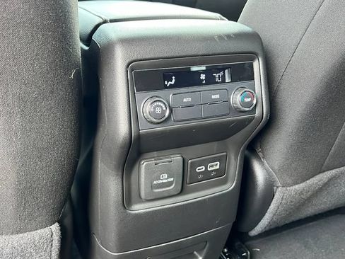 Used 2023 GMC Acadia SLE w/ Driver Convenience Package FWD image 37