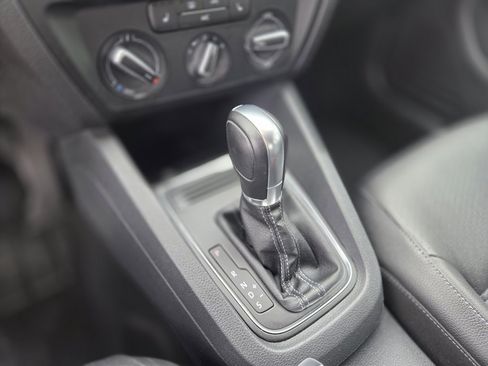 Used 2018 Volkswagen Jetta Wolfsburg Edition image 16