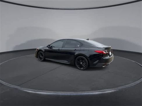 Certified 2025 Toyota Camry SE image 6