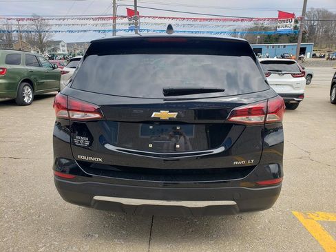Used 2022 Chevrolet Equinox LT w/ Driver Convenience Package AWD/4WD image 4
