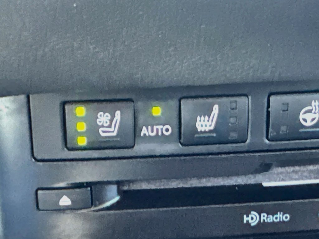Used 2020 Lexus ES 350 w/ Premium Package FWD image 24