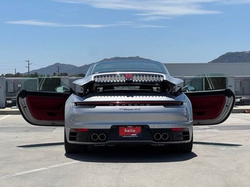 Used 2021 Porsche 911 Targa 4S AWD/4WD image 27