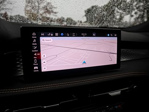 Used 2025 Alfa Romeo Tonale image 24