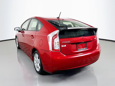 Used 2015 Toyota Prius Five FWD image 8