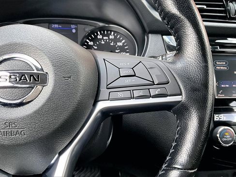 Certified 2022 Nissan Rogue Sport SV image 22