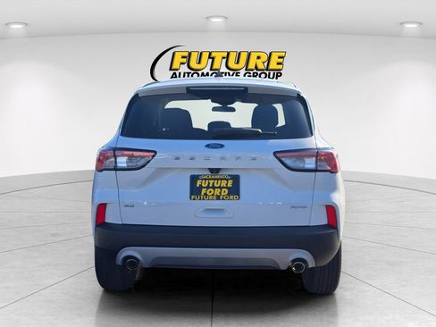 Used 2022 Ford Escape SE AWD/4WD image 5