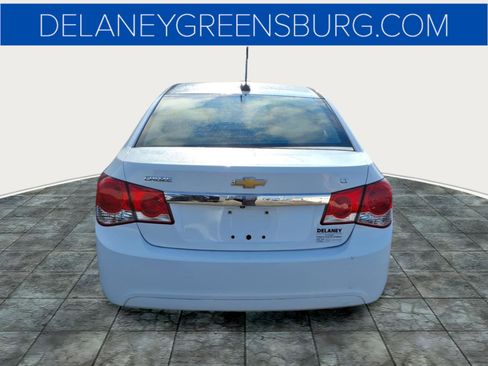 Used 2015 Chevrolet Cruze LT image 4