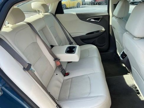 Used 2024 Chevrolet Malibu LT FWD image 20