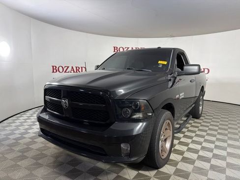 Used 2017 RAM 1500 Express RWD image 4