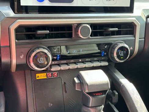 Used 2024 Toyota Tacoma TRD Off-Road w/ TRD Off Road Premium Package image 12