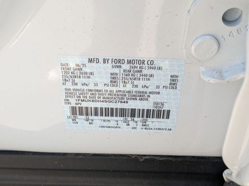 New 2025 Ford Explorer Active image 17