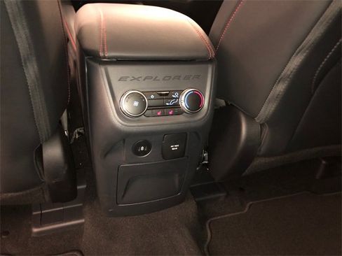 Used 2025 Ford Explorer ST w/ Sun And Sound Package image 31