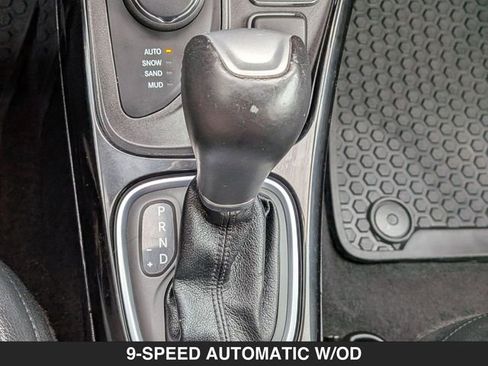 Used 2020 Jeep Compass Latitude image 28