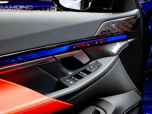 Used 2025 BMW M5 w/ Carbon Package image 82