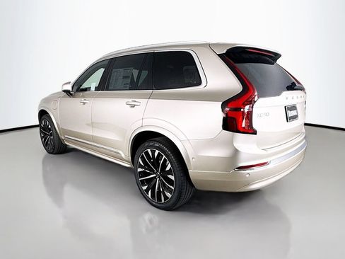 Certified 2026 Volvo XC90 T8 Plus w/ Protection Package Premier AWD/4WD image 5