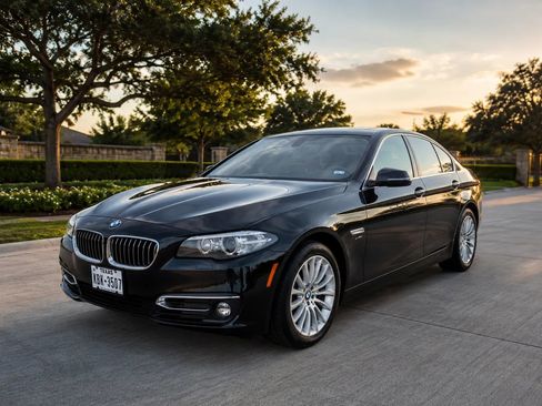 Used 2015 BMW 528i Sedan RWD image 1