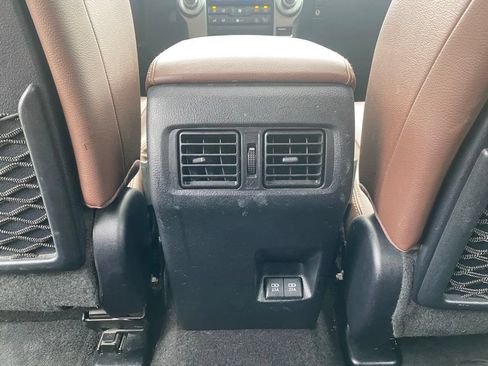 Used 2021 Toyota 4Runner Limited AWD/4WD image 31