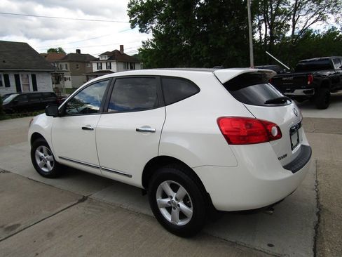 Used 2012 Nissan Rogue S w/ Special Edition Pkg AWD/4WD image 3