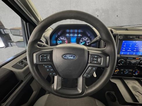 Used 2020 Ford F250 XL w/ STX Appearance Package AWD/4WD image 21