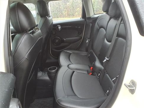 Used 2017 MINI Cooper S image 21