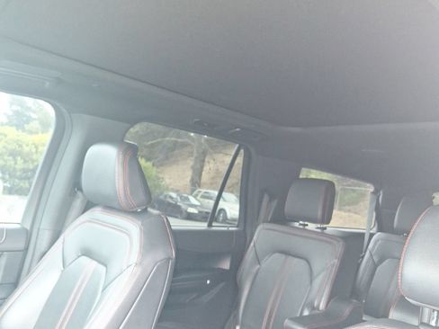 Used 2023 Ford Expedition Max Limited AWD/4WD image 19