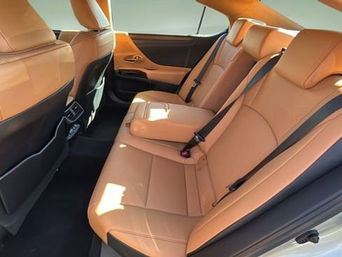 Used 2023 Lexus ES 350 w/ Premium Package image 20