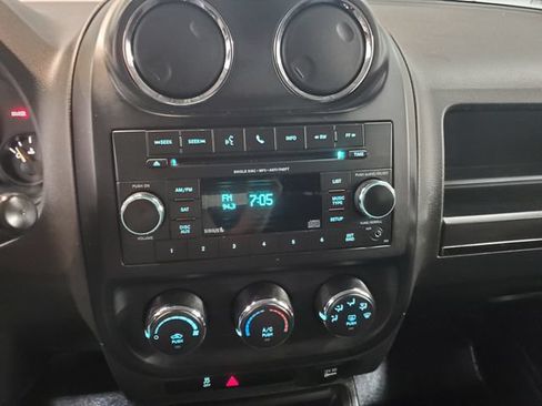 Used 2017 Jeep Patriot Sport w/ Power Value Group AWD/4WD image 19