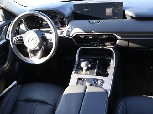 Certified 2025 MAZDA CX-70 Plug-In Hybrid w/ Premium Pkg image 16