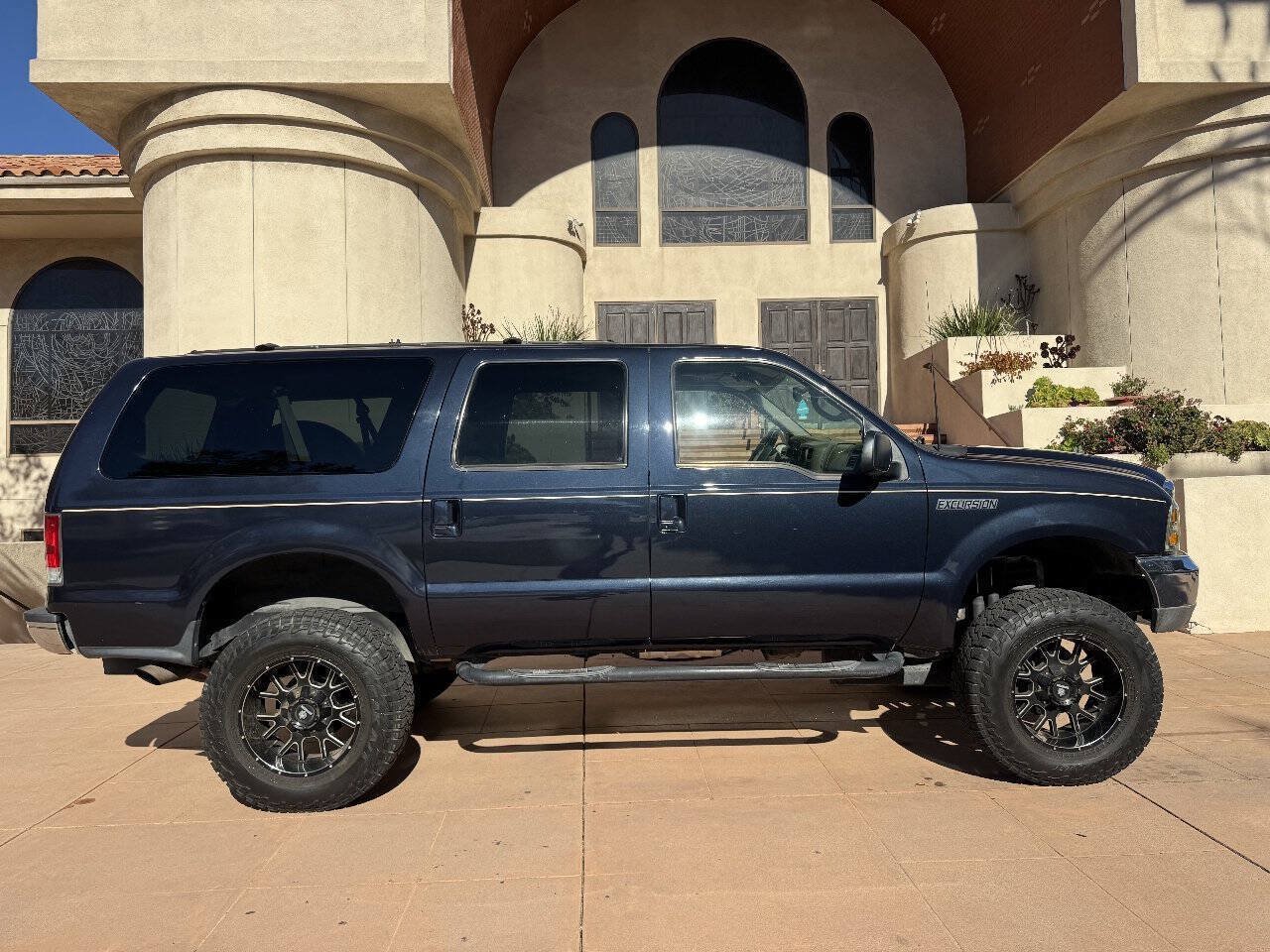 Used 2000 Ford Excursion XLT RWD image 8
