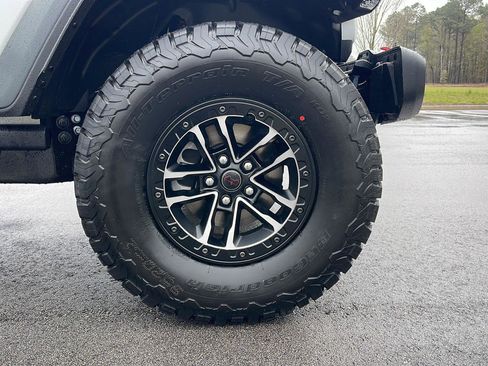 New 2026 Jeep Wrangler Unlimited Rubicon AWD/4WD image 9