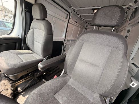 Used 2023 RAM ProMaster 2500 FWD image 14