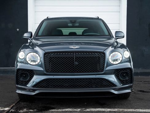 Used 2021 Bentley Bentayga Speed AWD/4WD image 2