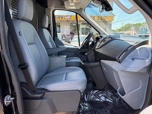 Used 2017 Ford Transit 250 148 Medium Roof RWD image 21