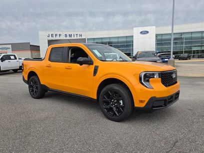 New 2026 Ford Maverick Lariat w/ Black Appearance Package