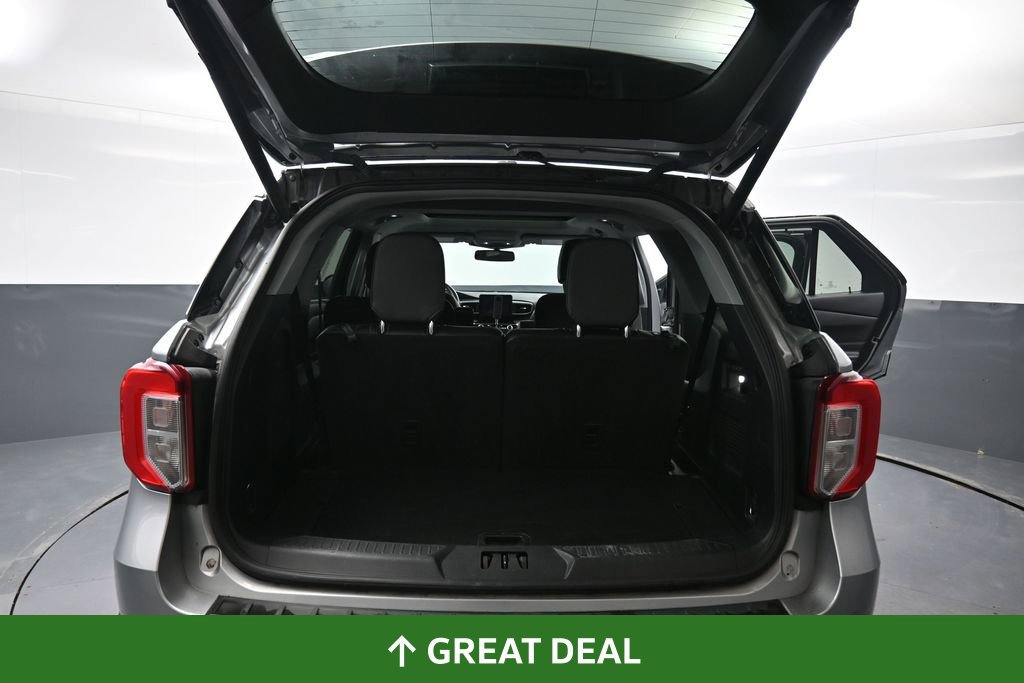Used 2022 Ford Explorer Limited w/ Equipment Group 301A AWD/4WD image 27