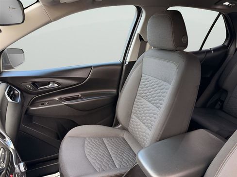 Used 2021 Chevrolet Equinox LT AWD/4WD image 14
