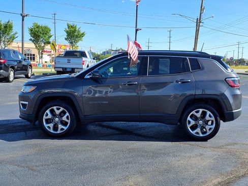 Used 2021 Jeep Compass Limited w/ Sun and Sound Group AWD/4WD image 22