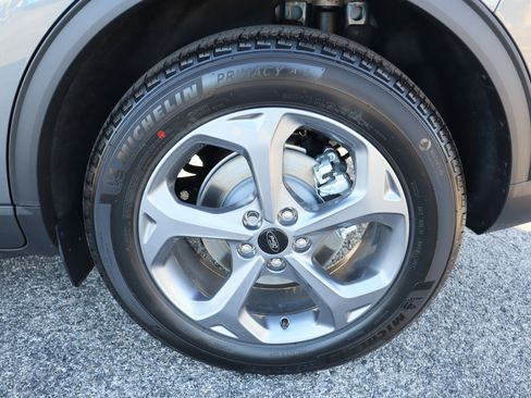 New 2026 Ford Escape ST-Line w/ Tech Pack #1 FWD image 11
