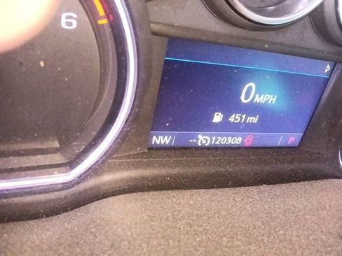 Used 2021 Chevrolet Silverado 1500 LT w/ Safety Package image 10