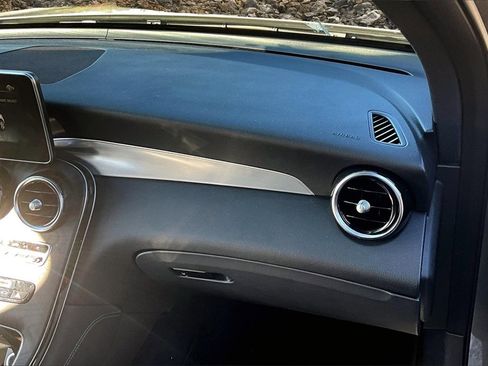 Used 2019 Mercedes-Benz GLC 300 GLC 300 w/ Multimedia Package image 15