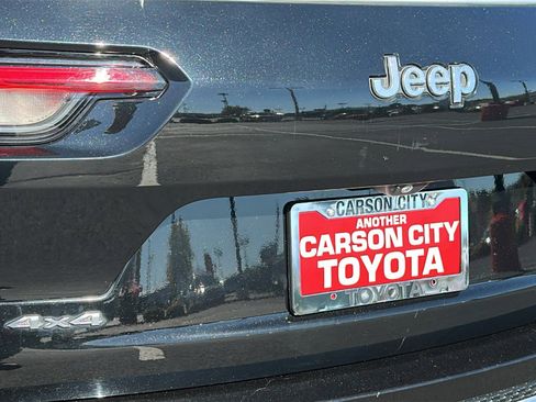 Used 2021 Jeep Grand Cherokee L Summit w/ Advanced Protech Group IV image 28