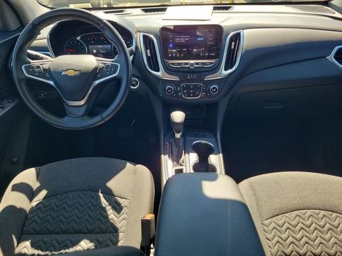 Certified 2022 Chevrolet Equinox LT image 11