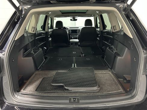Used 2020 Volkswagen Atlas SE w/ Panoramic Sunroof Package AWD/4WD image 37
