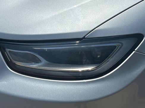 Used 2023 Chrysler Pacifica Touring-L FWD image 50